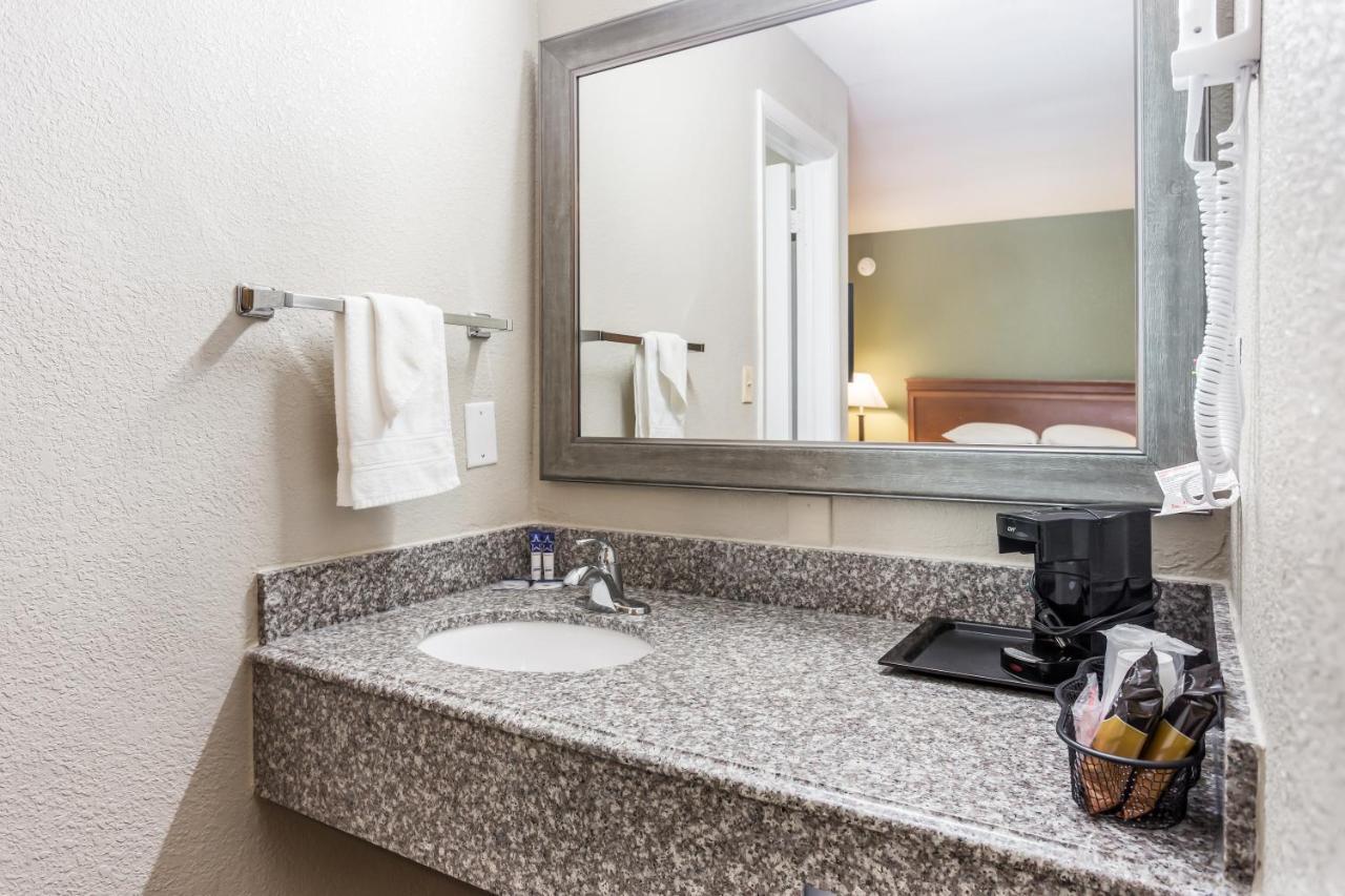 Americas Best Value Inn - Lebanon Dış mekan fotoğraf
